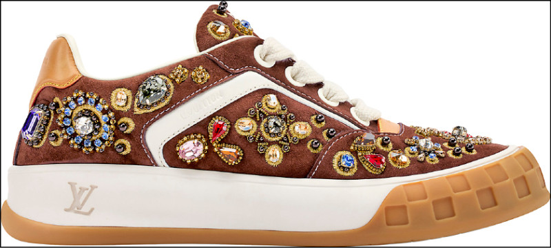 LV Tilted咖啡色訂製款運動鞋，價格店洽。