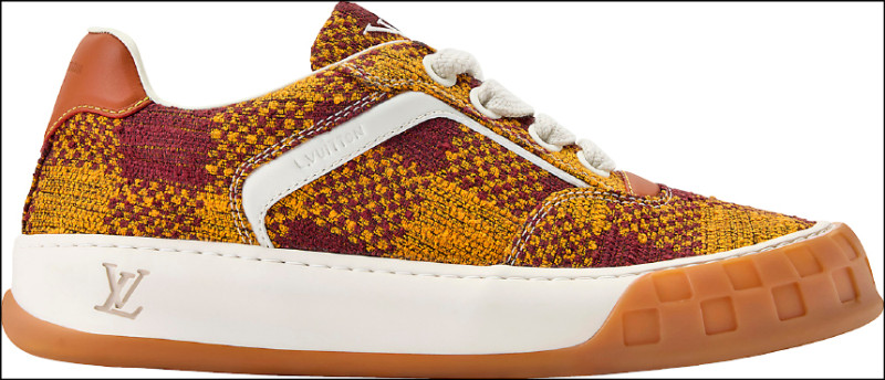 LV Tilted黃棕色格紋運動鞋，40,600元。