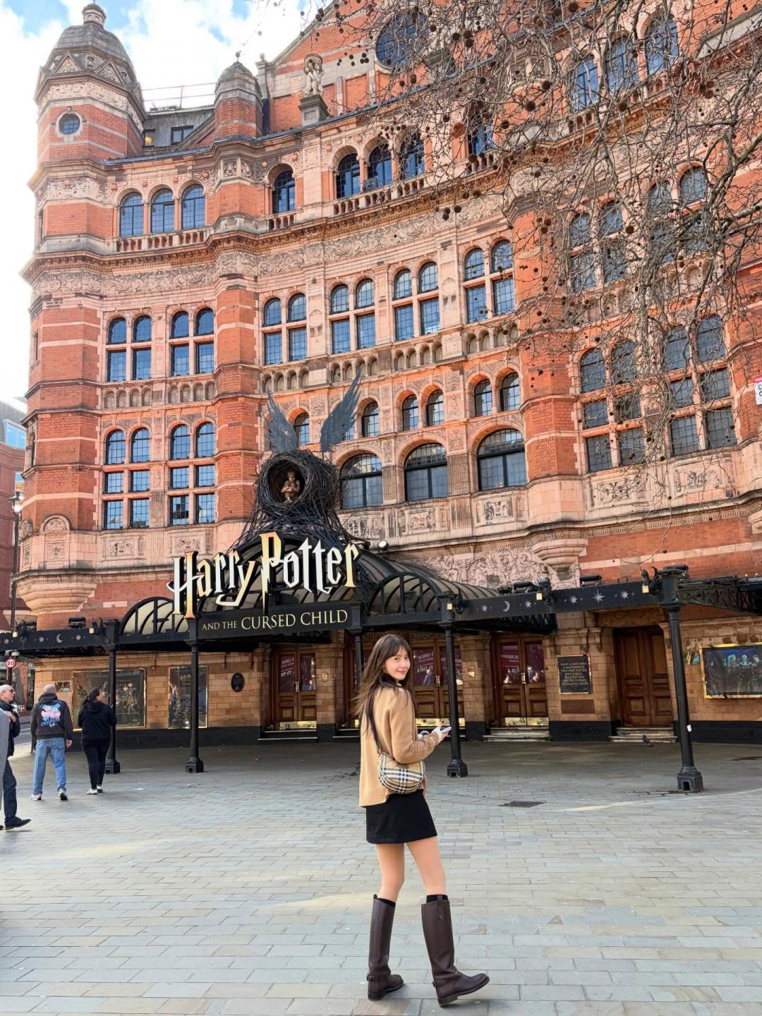 不忘造訪哈利波特影城。（翻攝自instagram）