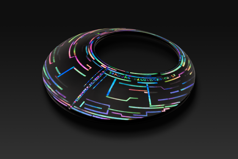 錶盤經手工鑲嵌螺鈿與日本大漆處理。（SHH提供）