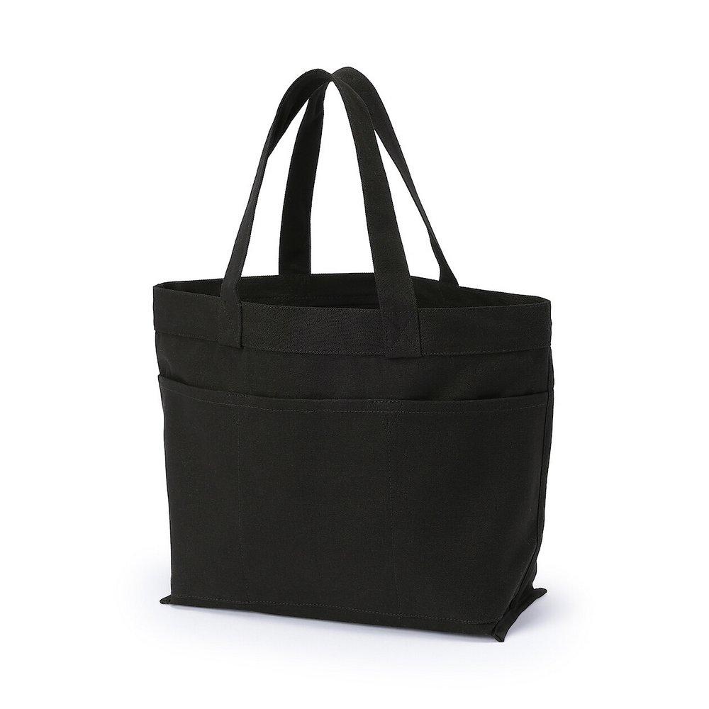 MUJI帆布橫型托特包，390元。