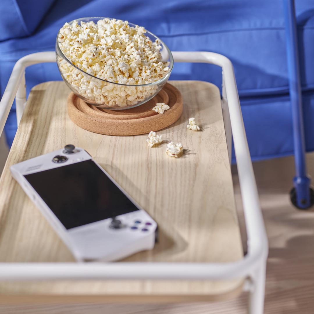 BRÄNNBOLL活動邊桌，原價1,199元，絕版品出清價359元。