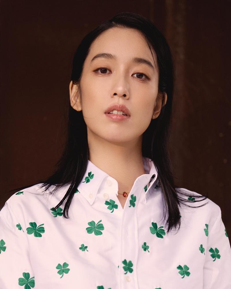 陳庭妮為台灣第一人，搶先佩戴Diorette全新作品。（Dior提供）