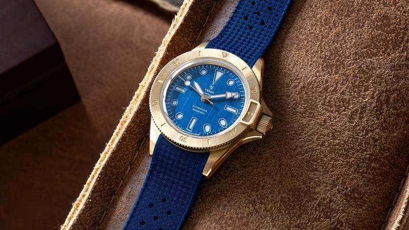 Superman Bronze CMM.10限量版腕錶，89,900元。（YEMA提供）