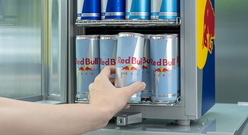 健身族新補給登場！Red Bull Zero零卡能量飲清爽風味連戴姿穎也超喜歡
