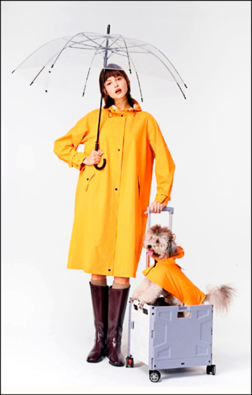 HAHA HOUSE提供客製化人寵親子裝，飼主和毛小孩同步穿出可愛造型。