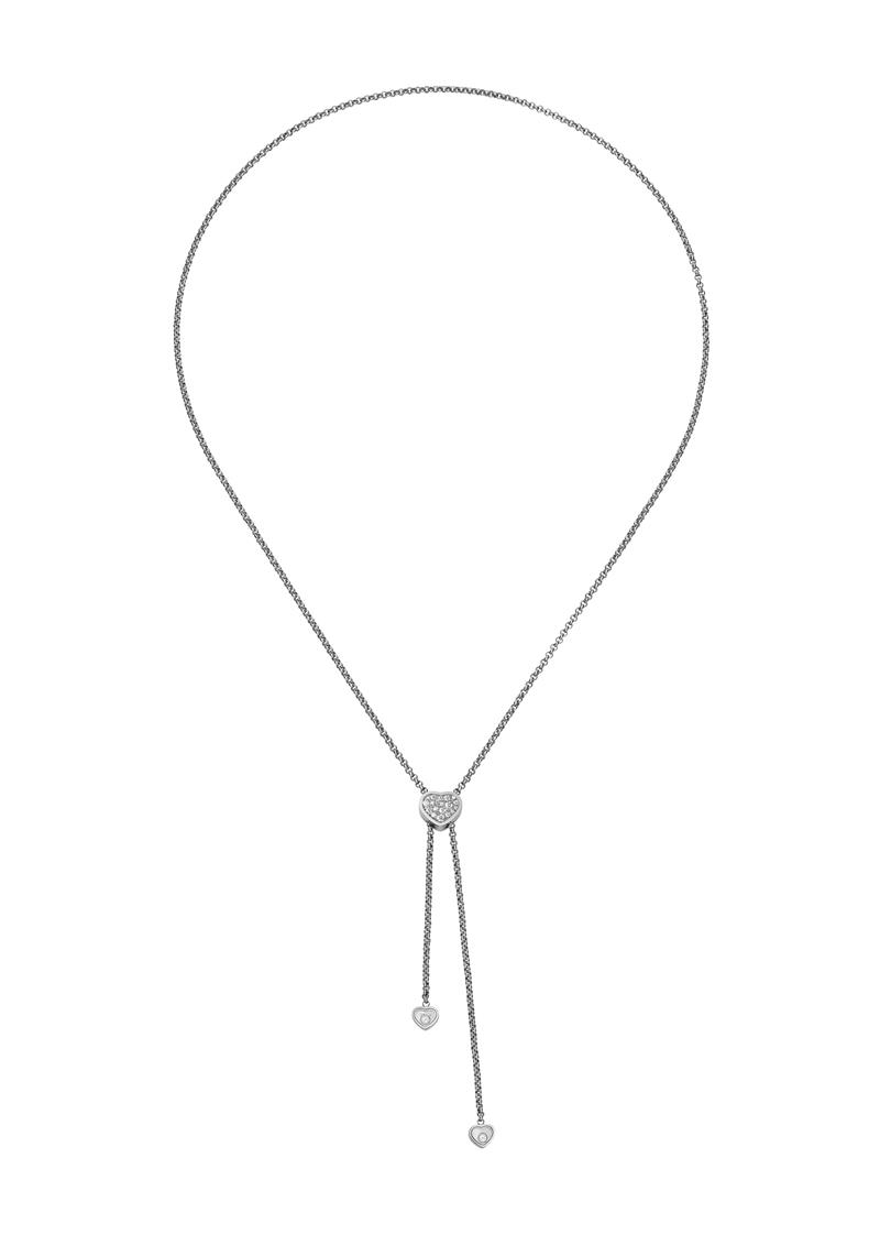 Happy Hearts系列項鍊，符合倫理道德標準的18K白金領帶項鍊。（Chopard提供）