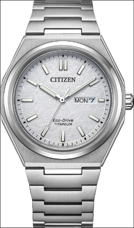 Zenshin系列超級鈦錶殼和錶帶輕盈耐用。純淨白AW0130-85A錶款，全台限量100只，每只17,800元。