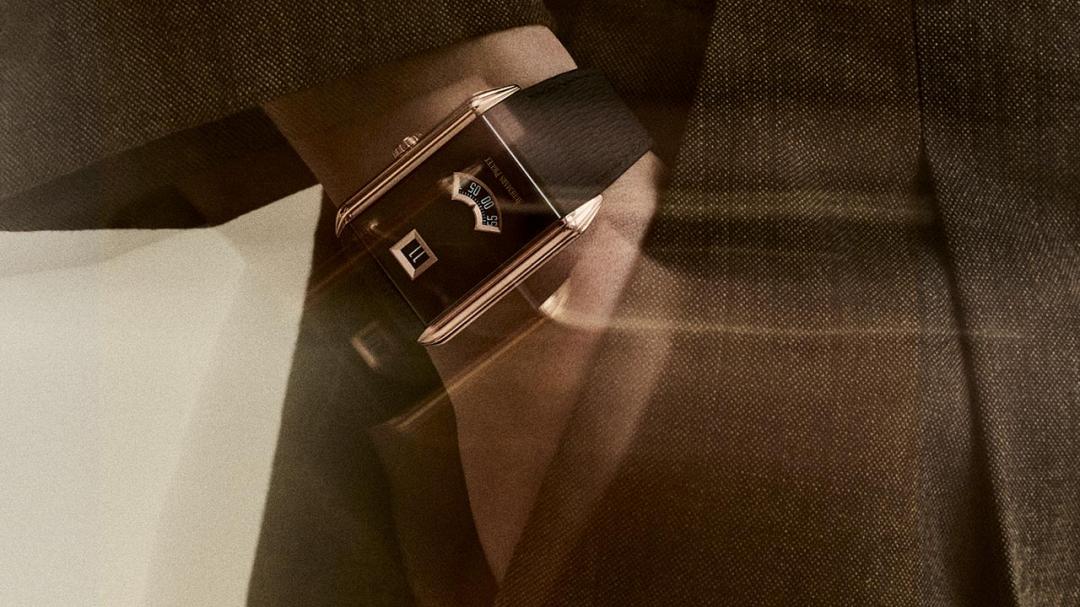 黑金配色展現低調奢華感。