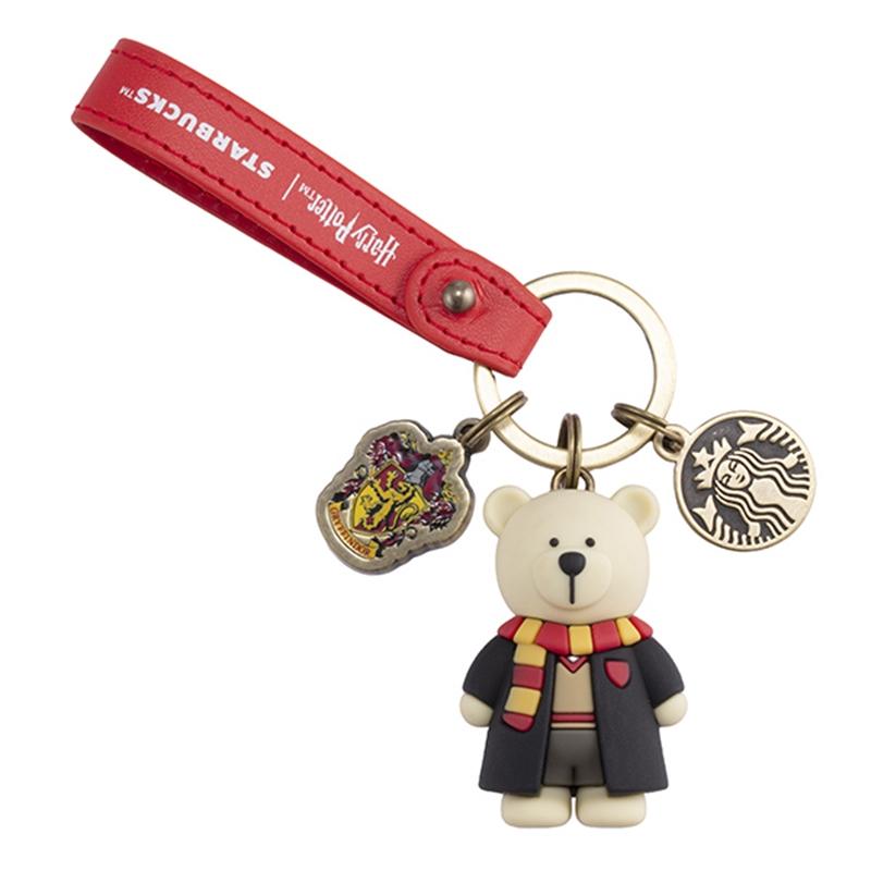 哈利波特學院小熊鑰匙圈，共有四款學院造型隨機出貨，580元。（Starbucks提供）