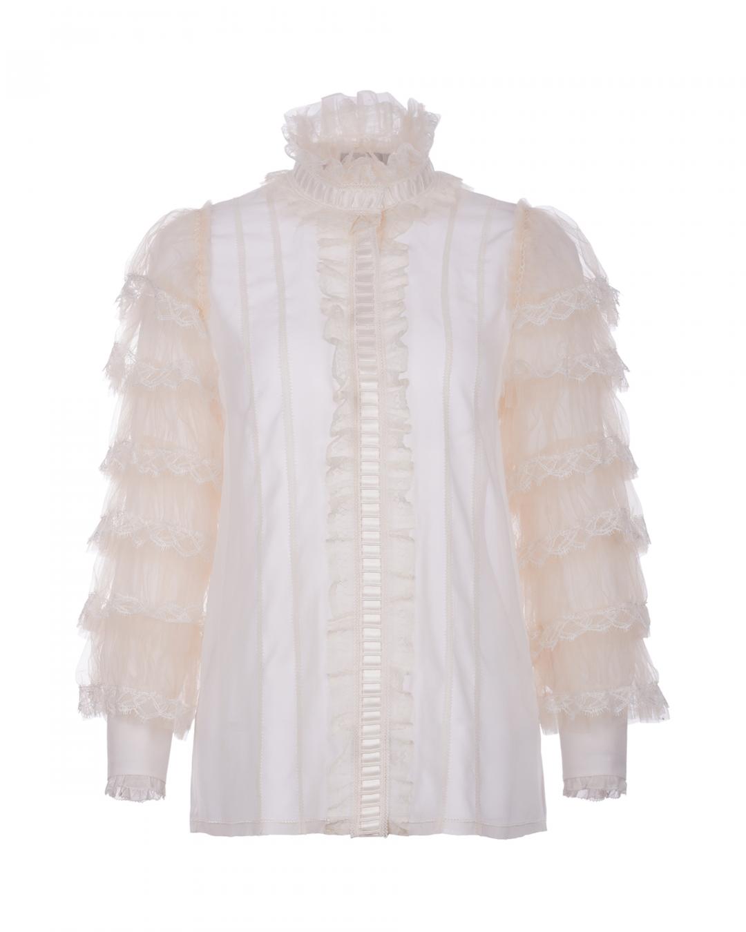 蕾絲拼接上衣，原價NT$33,800元，特賣價NT$13,520元。