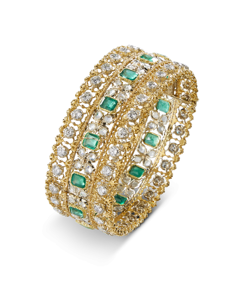 Gianmaria Buccellati 1960年代復古系列手鐲，黃金與白金鑲嵌祖母綠與鑽石，展現品牌早期對色彩寶石的精準運用。（BUCCELLATI提供）