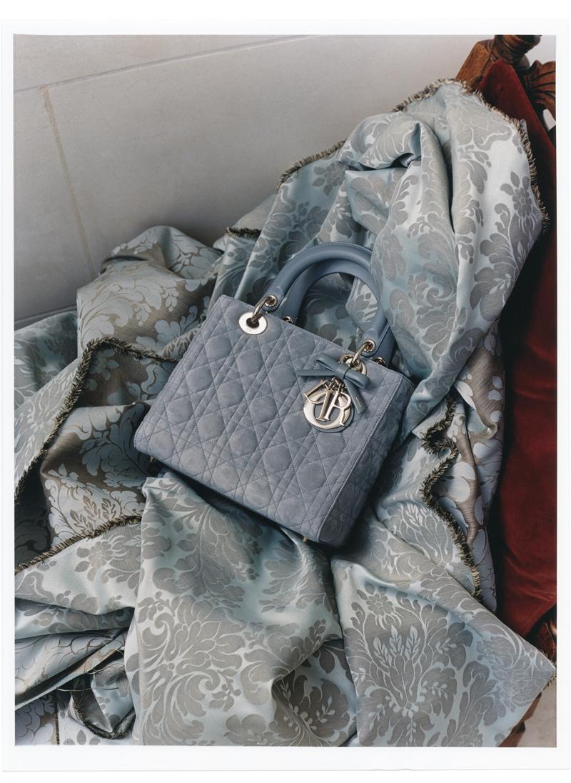 蝴蝶結元素今年春夏大量出現在Dior配件作品中。（Dior提供）