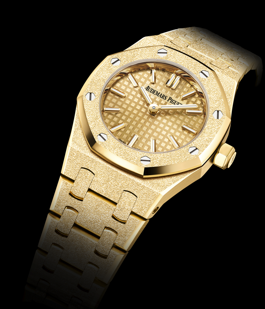 Royal Oak Mini皇家橡樹系列迷你霜金石英腕錶，18K黃金款，價格店洽。