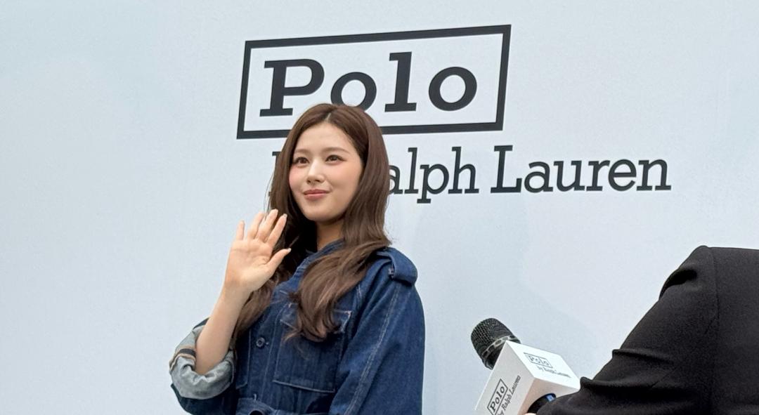 千名粉絲包圍台北101陪TWICE Sana上班！隱藏版口味鳳梨酥輕鬆收服巨星