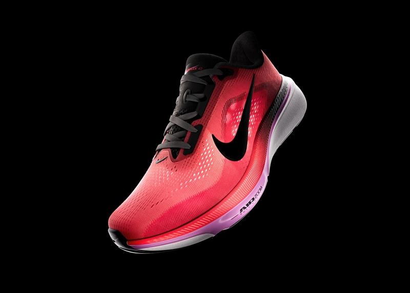 Nike Pegasus 42延續小飛馬系列定位，主打日常訓練需求與穩定腳感，3,800元。（NIKE提供）