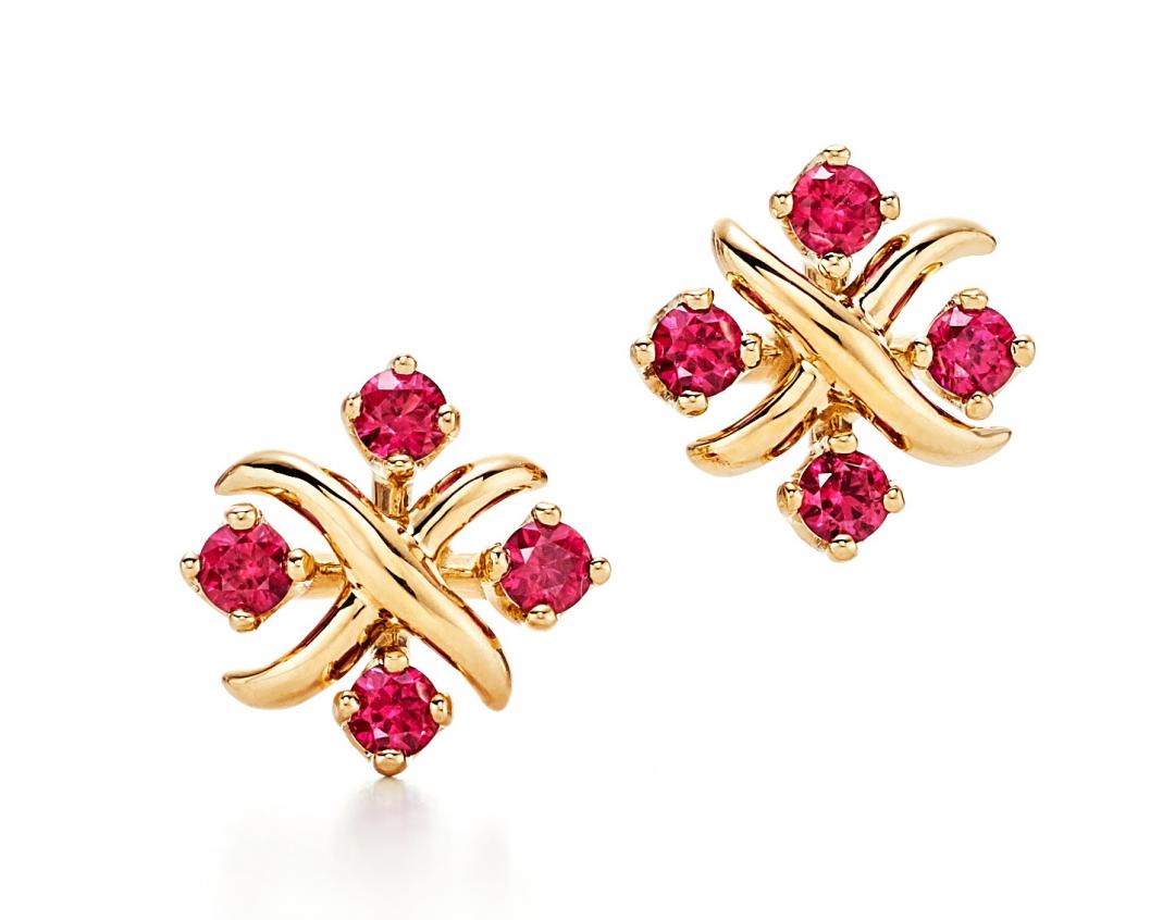 Tiffany & Co. Sixteen Stone by Tiffany 16石18K黃金鑲嵌紅寶石耳環，價格店洽。