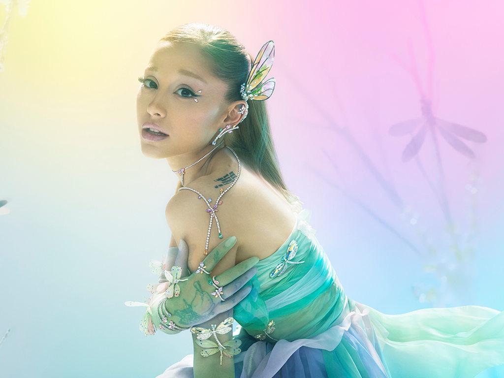 亞莉安娜再度與SWAROVSKI推出聯名系列，展現大自然之美。（SWAROVSKI提供）