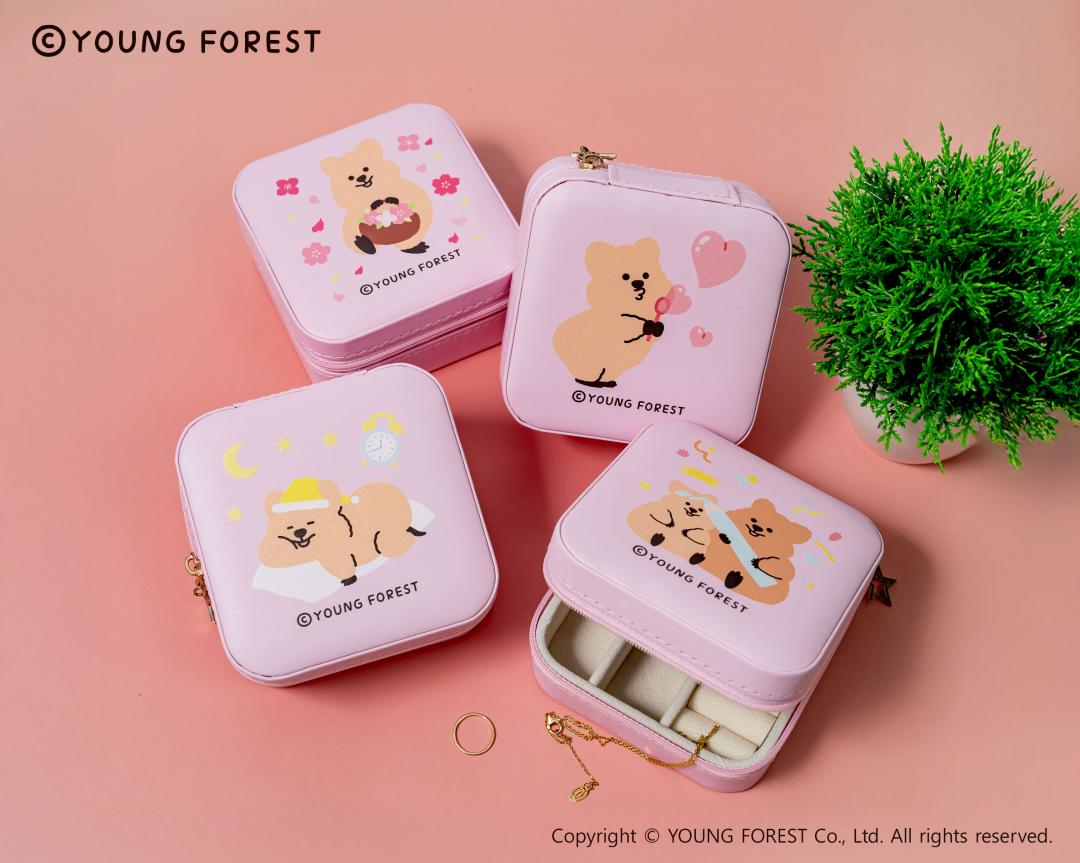 小巧實用的「飾品收納盒」共推出4款圖樣。