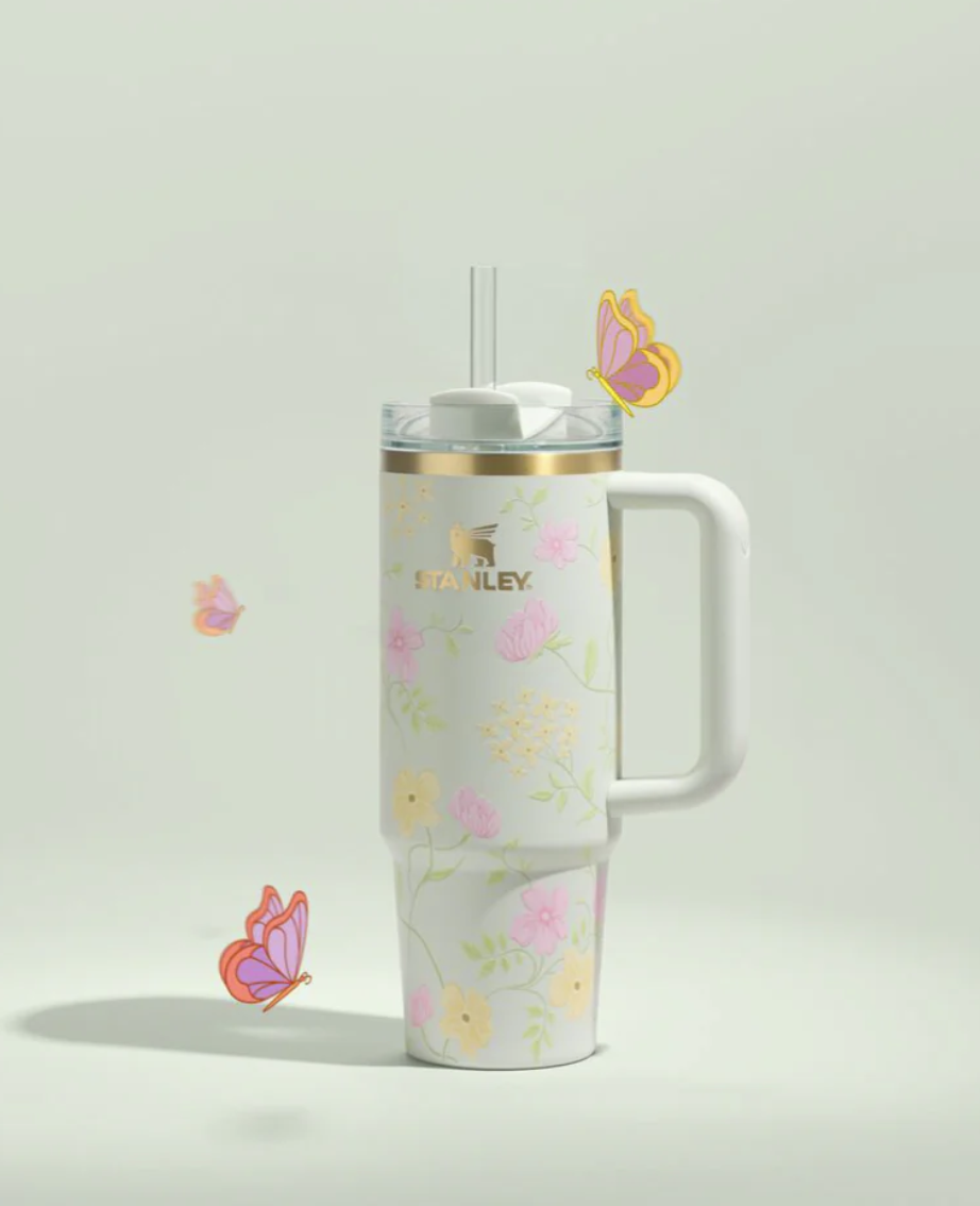 Stanley Quencher吸管隨手杯2.0（春日綻放），0.88L / 1,680元。（Stanley提供，以下同）
