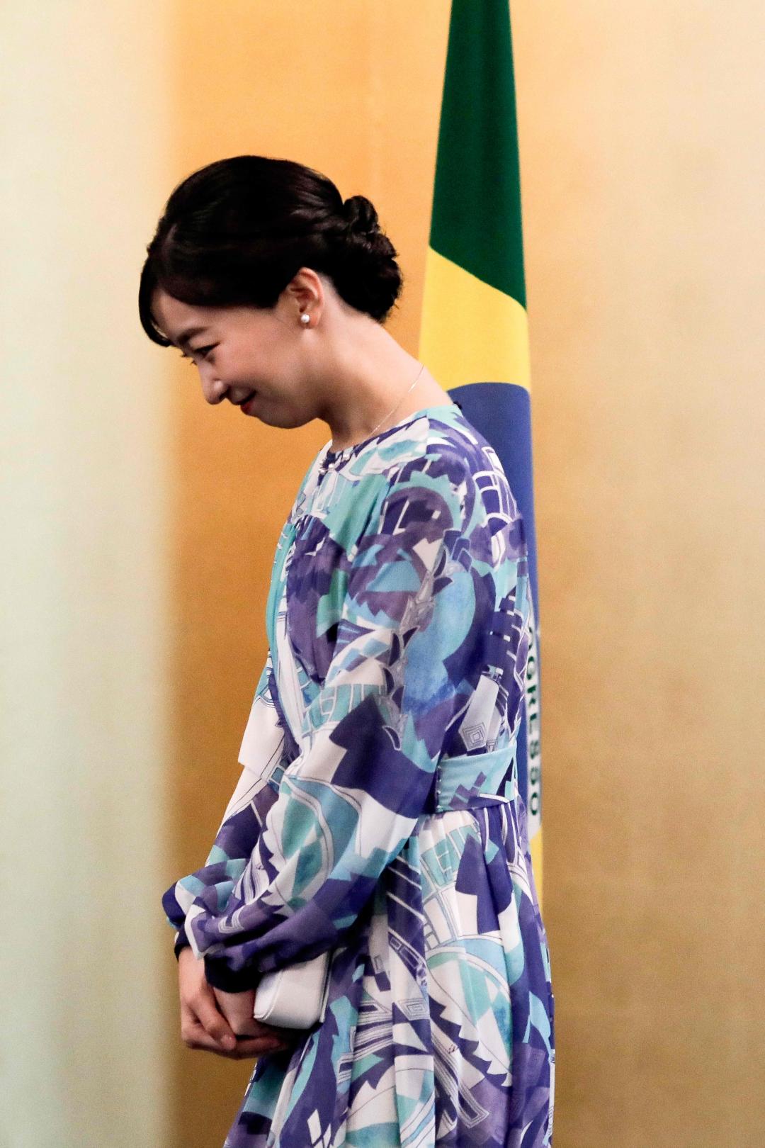 佳子公主最常把頭髮梳成乾淨優雅的髮髻。(法新社)