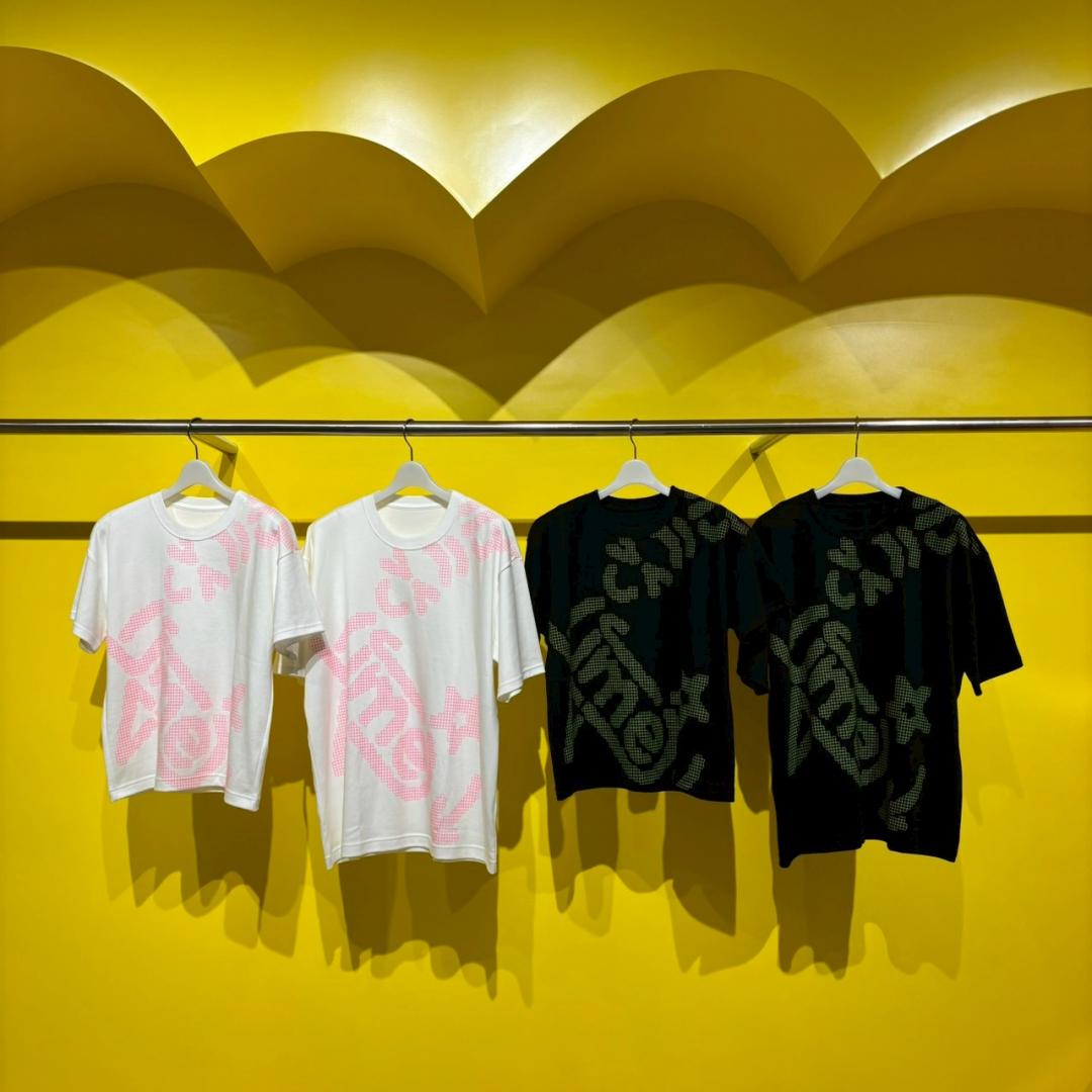 注入星形等俏皮圖案，勾勒動感風格。