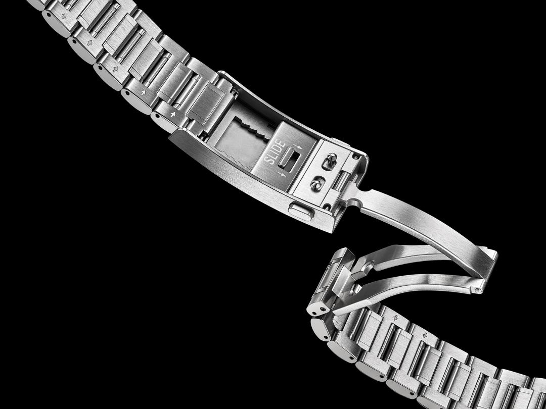 三折式錶扣具有按鈕釋放機制、滑動調節功能。