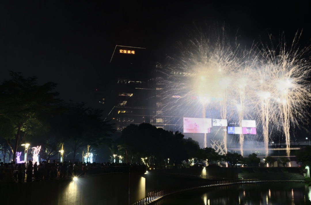 宏匯廣場首度舉辦KTV歌唱大賽，歡迎熱愛表演、表演欲十足的在地顧客同台競技。