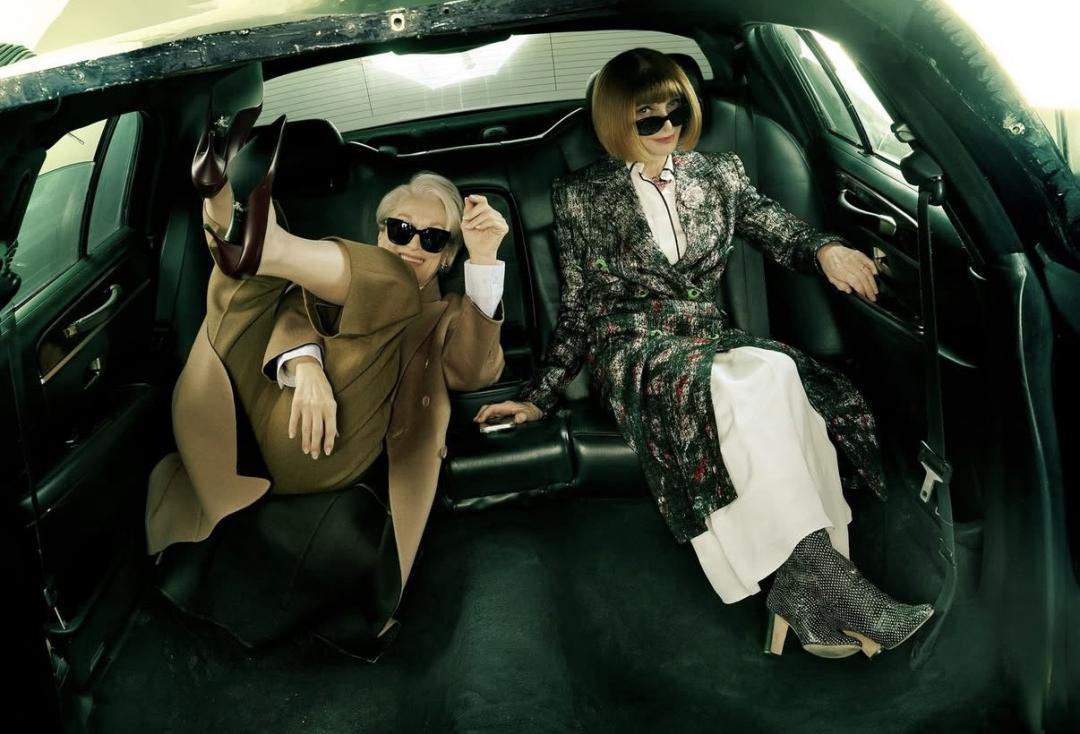 車內互動自然帶幽默，為拍攝增添戲劇張力與層次。（翻攝自instagram）