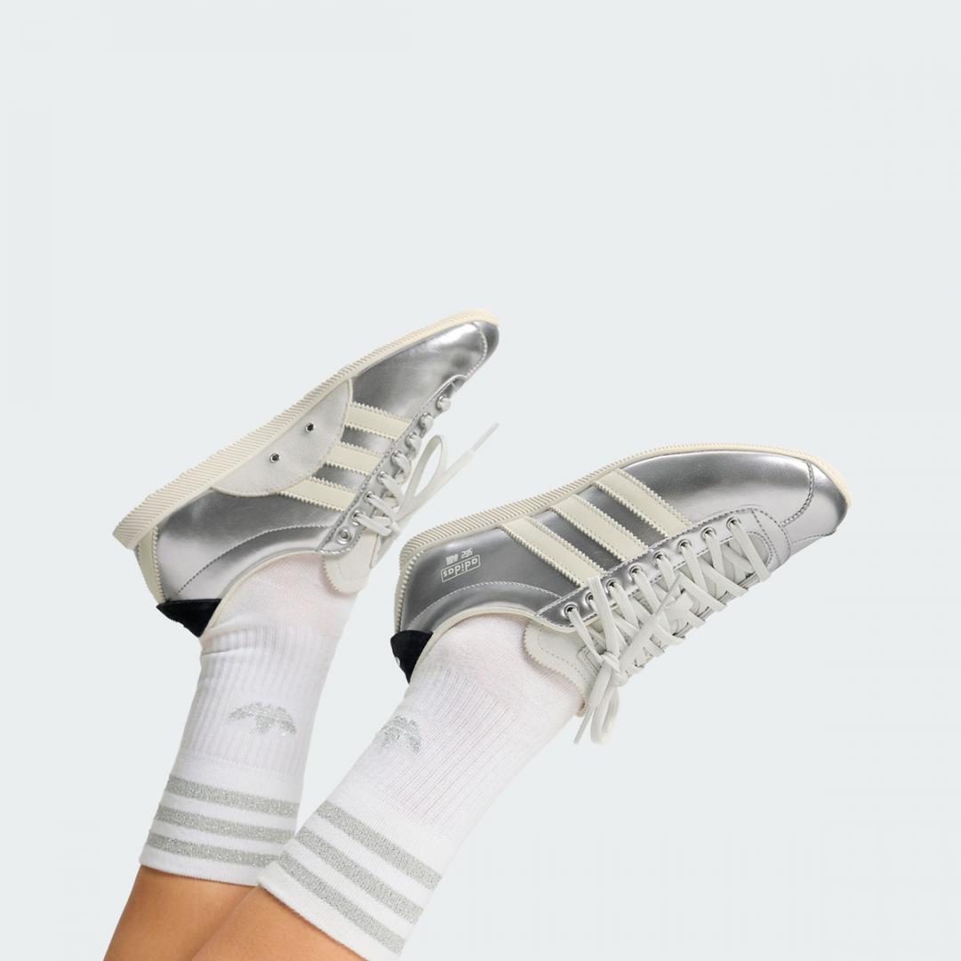 adidas Originals ANFU，3,890元。