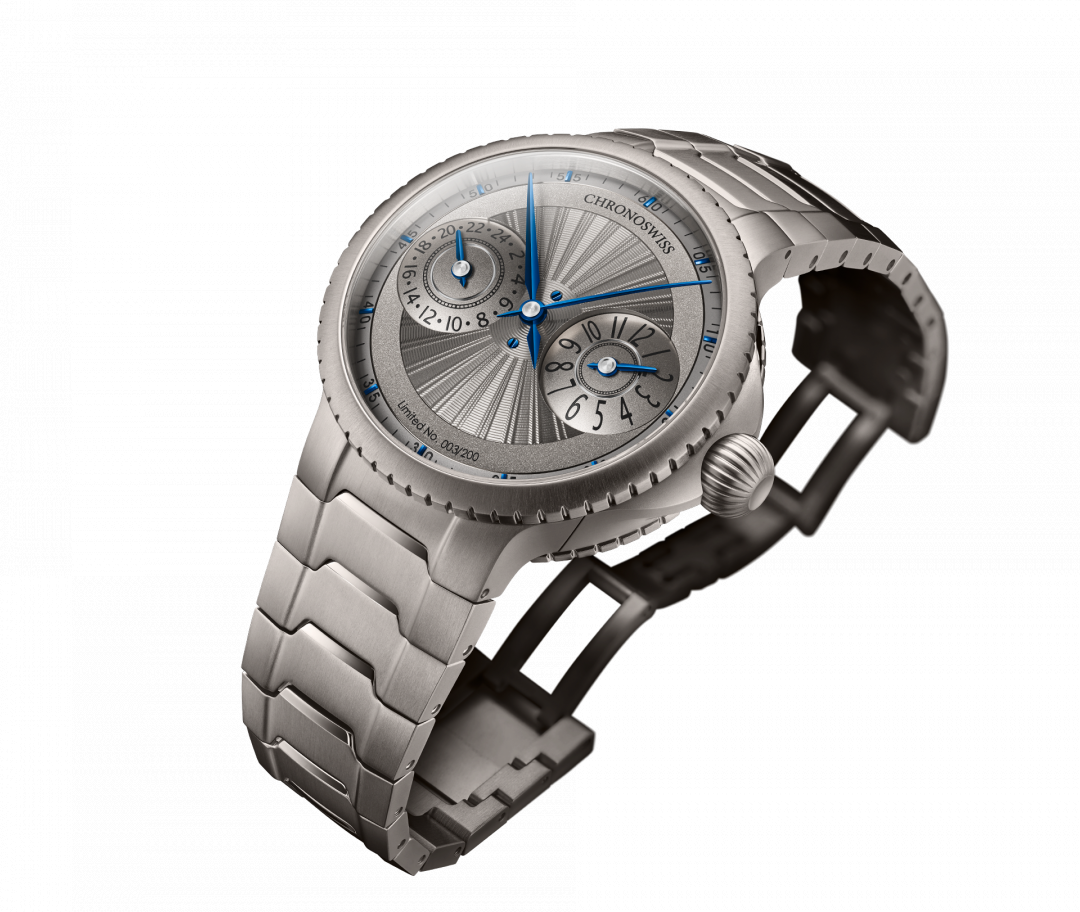 Chronoswiss PULSE GMT Silver Guilloché雙時區自動腕錶，搭載C.6002自動上鍊機芯，Grade5鈦金屬錶殼與一體式鍊帶，GMT雙時區顯示，錶徑41mm，防水深度100米，限量200只。（Chronoswiss提供）
