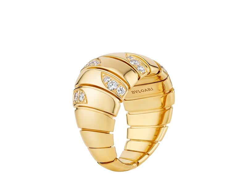 BVLGARI Tubogas黃K金鑲鑽戒指。（BVLGARI提供）