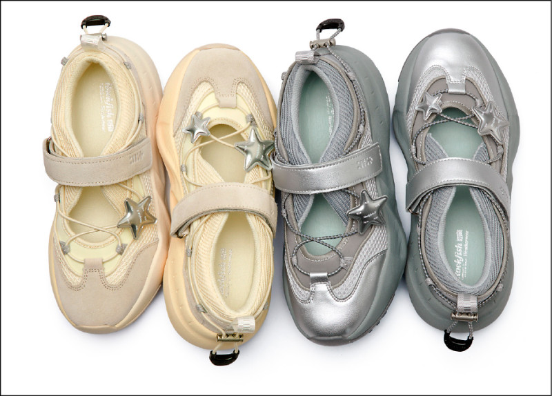 BRYN VELCRO SNEAKERS V2厚底運動鞋結合魔鬼氈與抽繩細節，在復古輪廓中注入潮流機能元素，各3,980元。