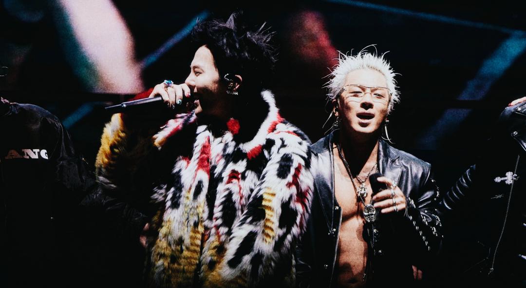 GD旁邊站的是黃仁勳？仔細想想，好像也並非完全不可能。難怪「太陽＝黃仁勳？」意外在社群掀起討論。