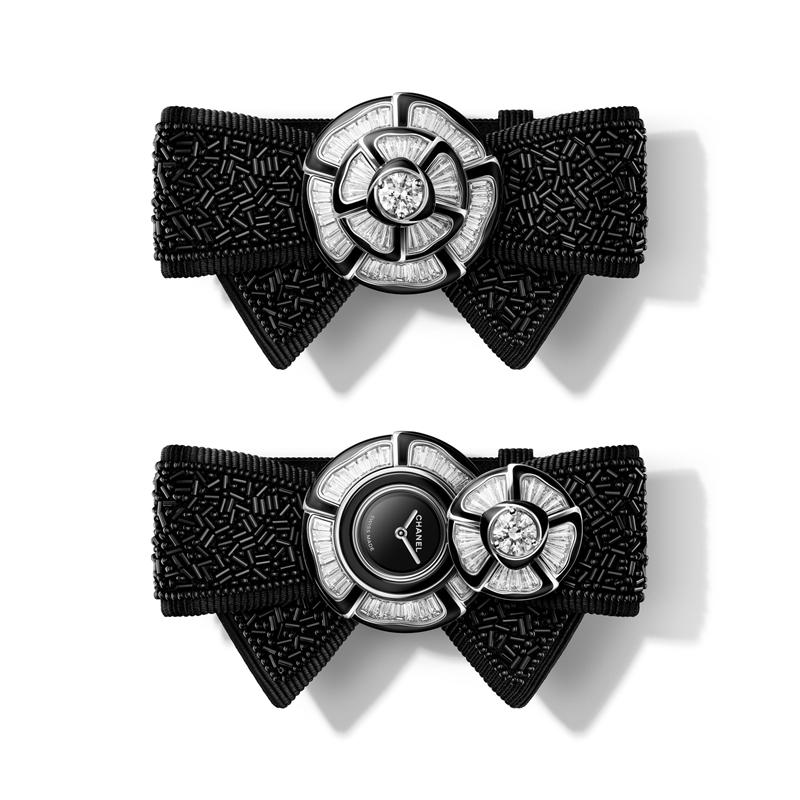 NŒUD DE CAMÉLIA刺繡手環錶，石英機芯，18K白金與鑽石鑲嵌，Lesage刺繡黑色亮片錶帶，隱藏式錶盤設計，珠寶腕錶作品。（CHANEL提供）