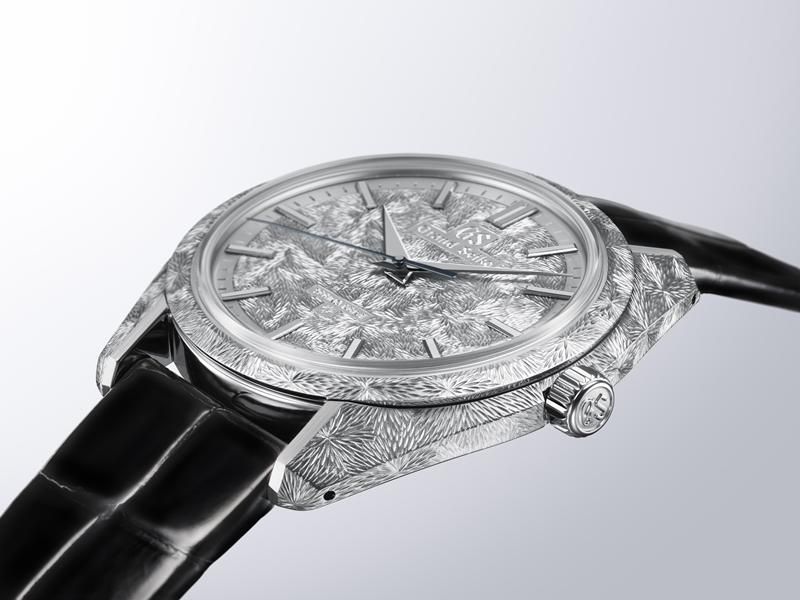 Grand Seiko Masterpiece Collection「湧泉」腕錶（SBGZ011），搭載Spring Drive 9R02手動上鍊機芯，950鉑金錶殼搭配鱷魚皮錶帶，時間顯示，錶徑40.0mm，防水深度3氣壓，約2,200,000元，限量50只。（Grand Seiko提供）