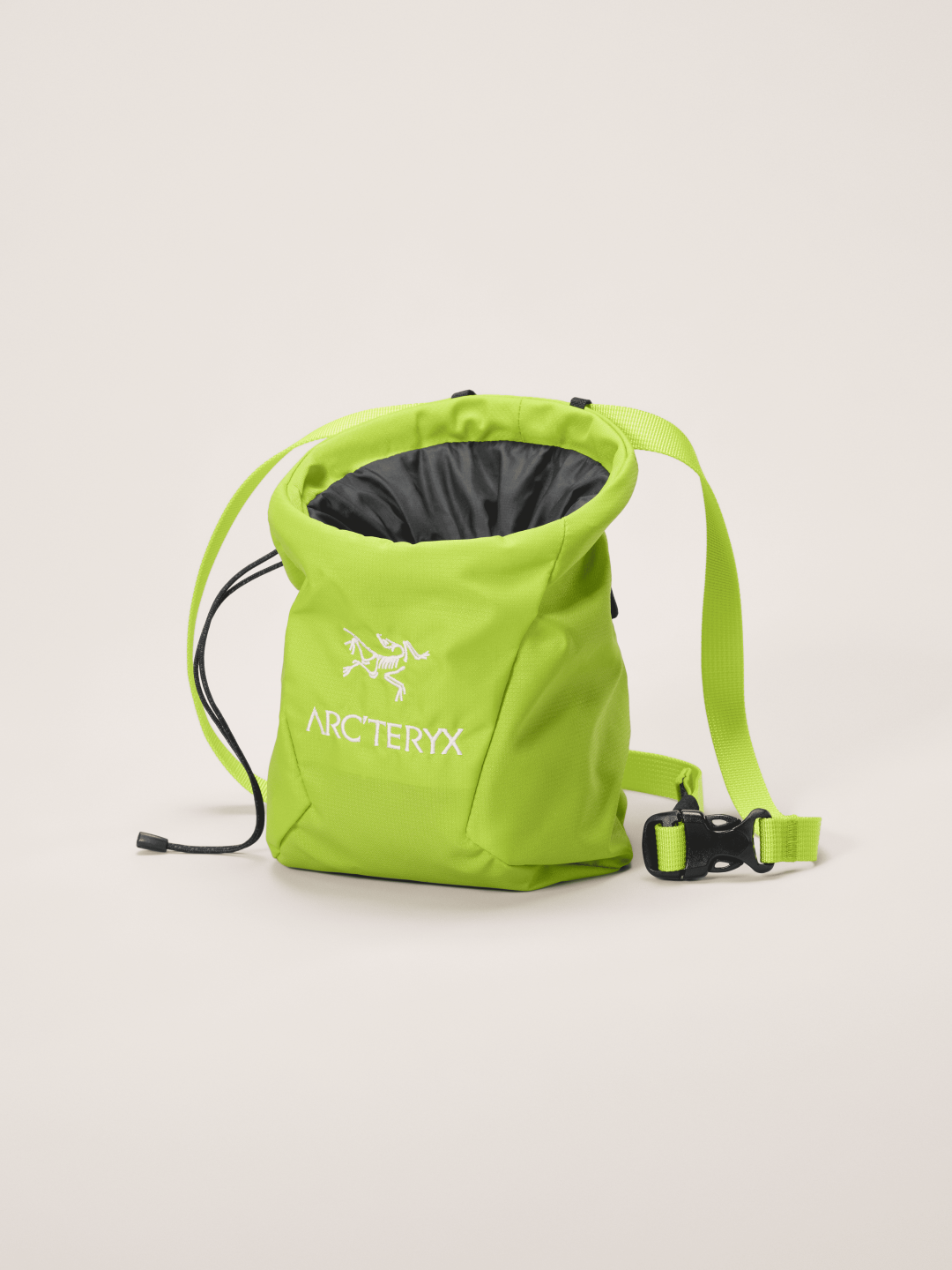 攀巖粉袋，售價NT$1,980元。