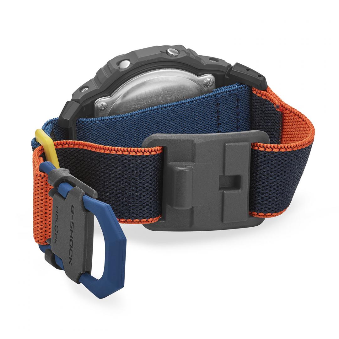 G-SHOCK 5600系列首度搭配磁扣布質錶帶。(G-SHOCK提供，以下同)