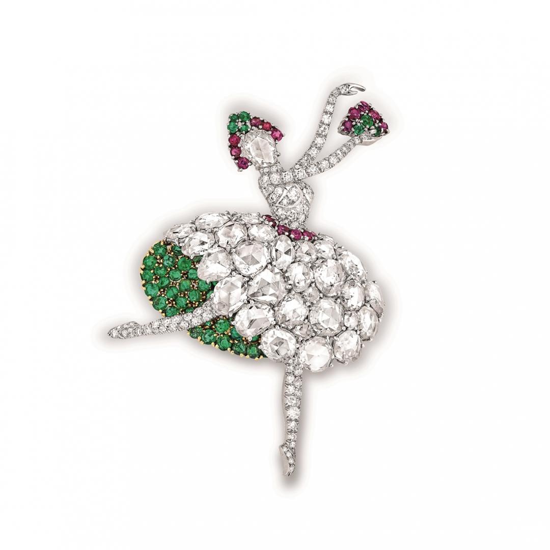 Spanish Dancer胸針（1941年），鉑金、黃K金鑲嵌紅寶石、祖母綠、鑽石。
