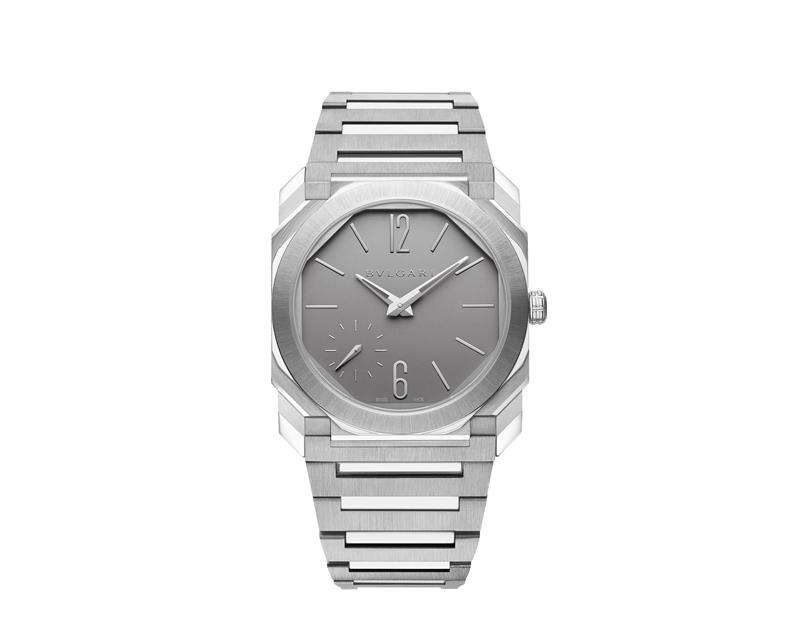 Octo Finissimo Automatic 37超薄緞面拋光鈦金屬自動腕錶，搭載BVF100自動上鍊機芯，緞面拋光鈦金屬錶殼與鍊帶，蛋白石色錶盤，時、分顯示，小秒盤，錶徑37mm，防水深度30米，價格店洽。（BVLGARI提供）