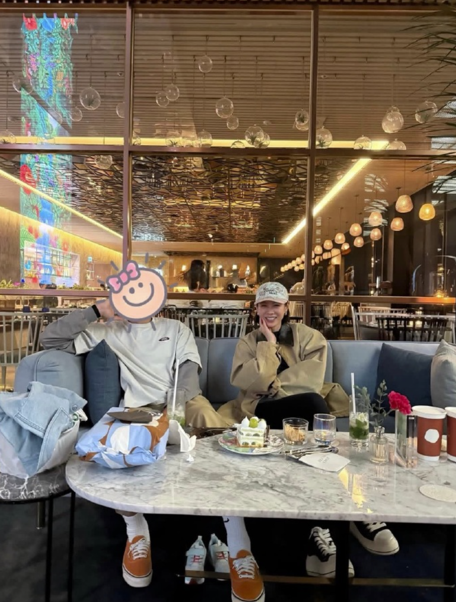 孫藝真曬出寶貝兒子拍的照片。（翻攝自IG，以下同）