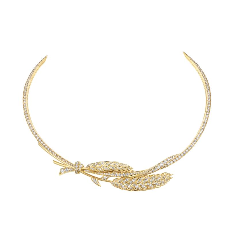 Épi de Blé de Chaumet項鍊，18K黃金鑲嵌鑽石，麥穗隨風擺動的姿態化為立體設計語彙。（CHAUMET提供）