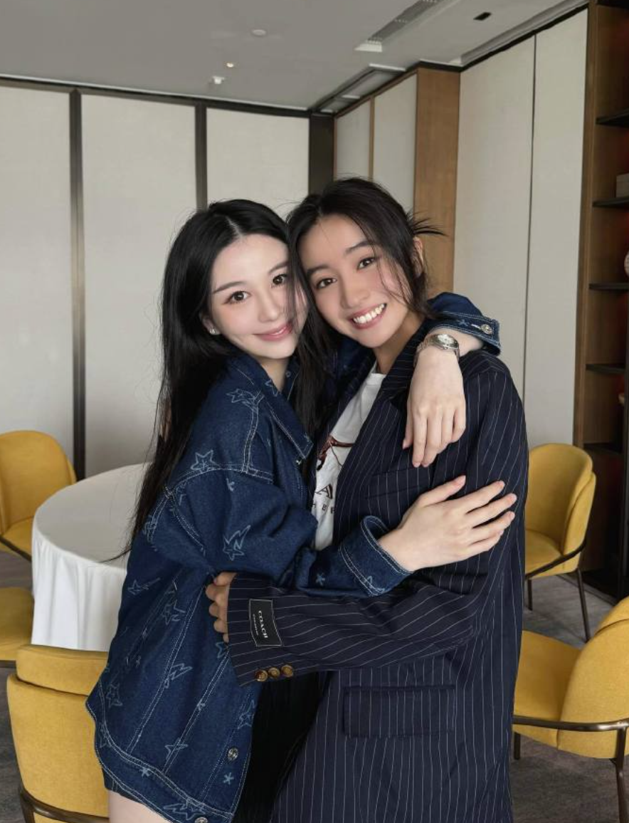 沈月(左)和木村光希(右)頗有私交。(翻攝自IG)