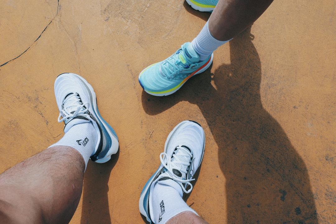 Saucony OMNI 23 ST，售價NT$5,690元。