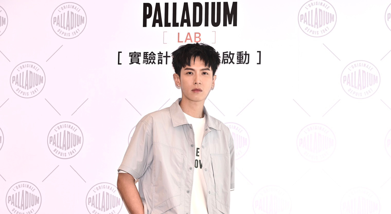 秘戀舒華ING？柯震東首度露面回應 直球回覆感情狀態