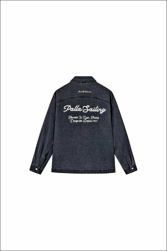 PallaSailing小島生活長袖襯衫，3,590元。