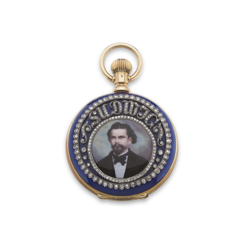 Enamel、diamond and gold懷錶，十九世紀製，錶面鑲嵌人物肖像，搭配藍色琺瑯外圈與鑽石裝飾，展現王室工藝與歷史意義。（Phillips提供）