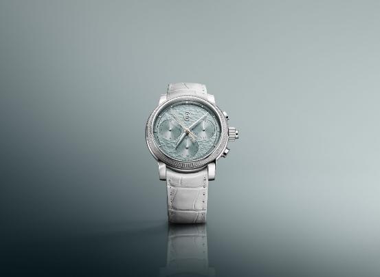 Toric Chronograph Rattrapante Anniversaire追針計時腕錶，搭載PF361手動上鍊機芯，950鉑金錶殼，時間顯示、追針計時功能，錶徑42.5mm，防水深度30米。（Parmigiani Fleurier提供）