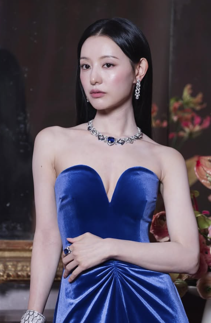 金智媛上個月出席活動，引發爆瘦話題。(翻攝自IG，以下同)