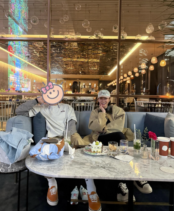 孫藝真稱讚兒子拍的照片是藝術大作。(翻攝自IG，以下同)